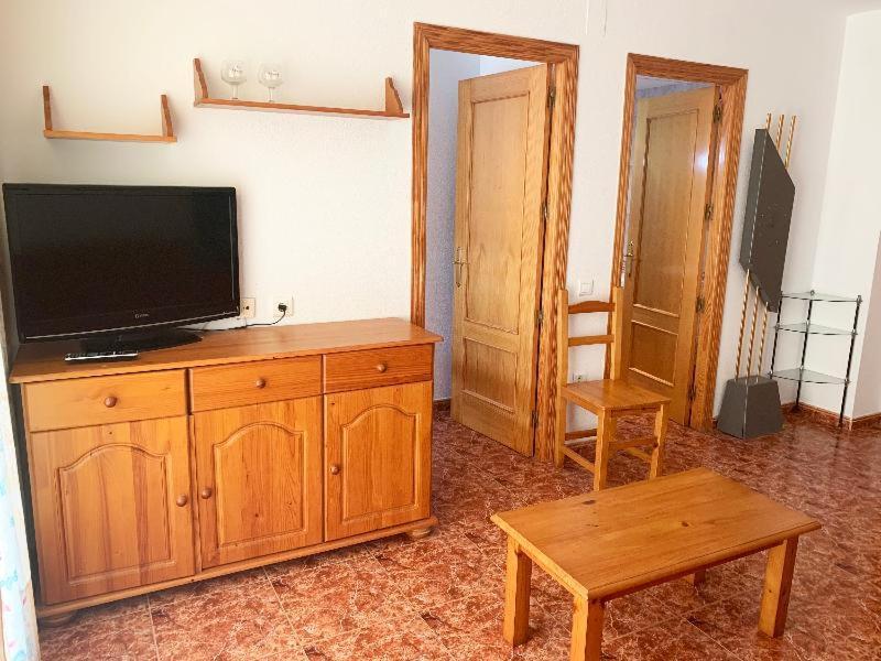 Apartamentos Daytona-Galicia 3000 オロペサ・デル・マール 部屋 写真
